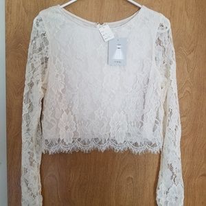 Maniju crop long sleeve size large